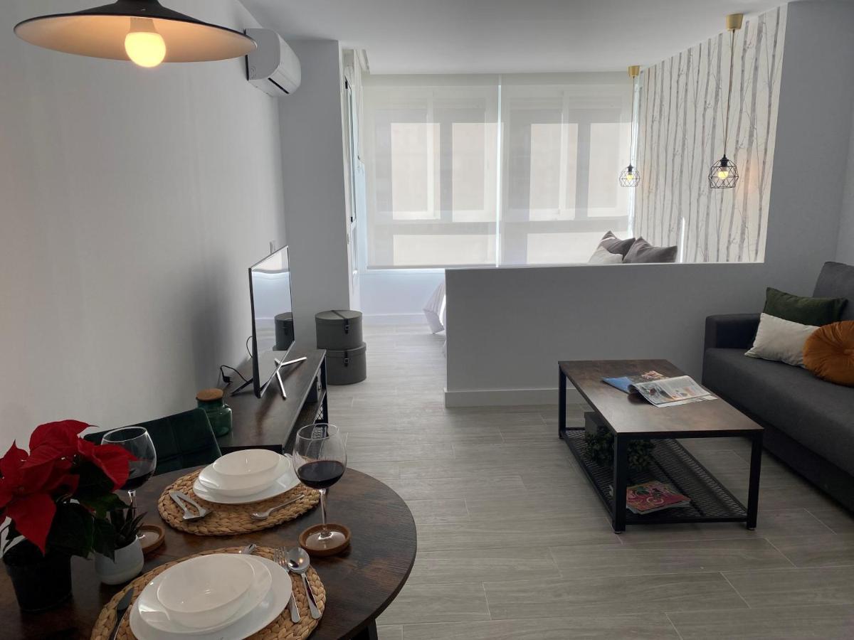 Carmen'S Cozy Apartment Torremolinos Buitenkant foto